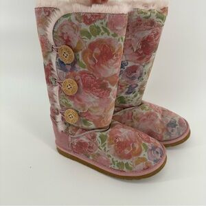 UGG Rare Sheepskin Leather Romantic Rose Floral Blush Button Tall Boots Size 6